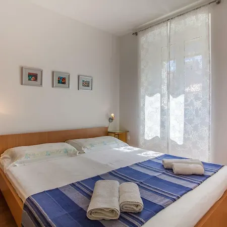 Casa de hóspedes Sobe Ferlora